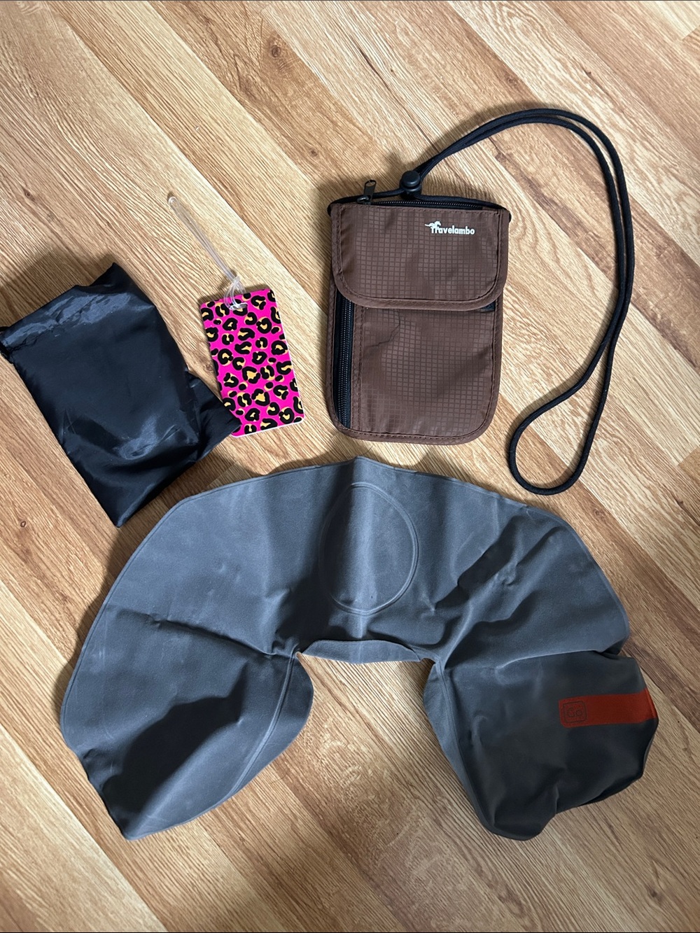 Travelambo Brown Neck Pillow Pouch Crossbody - Brown